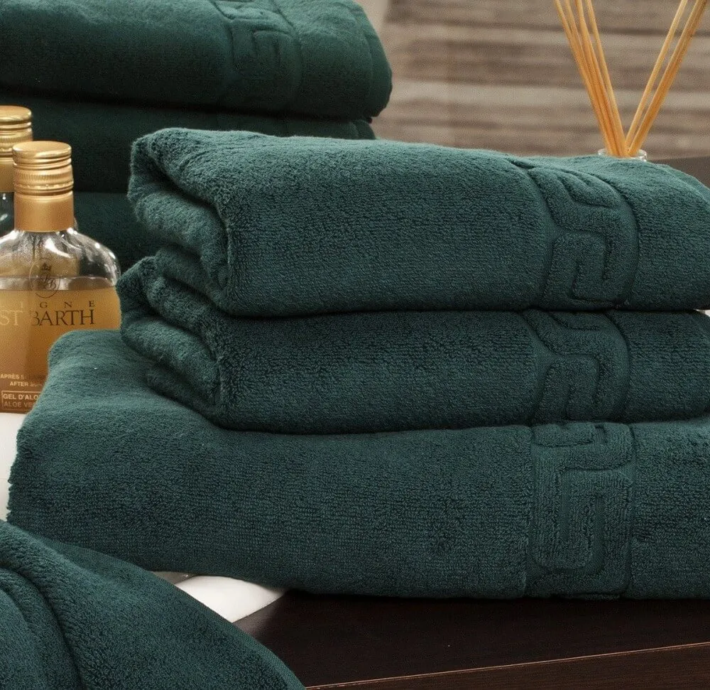 Махровое полотенце Dreamflor зеленого цвета от магазина Beddington.ru