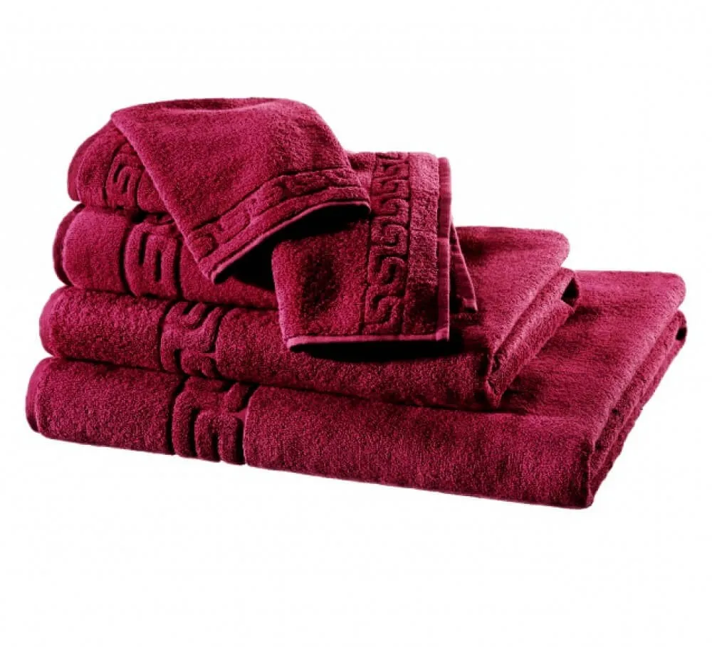 Махровое полотенце Dreamflor бордового цвета от магазина Beddington.ru