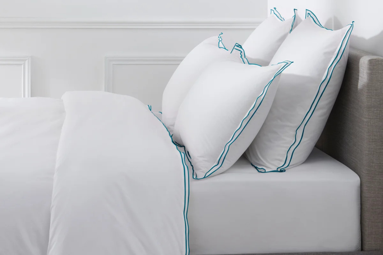 Наволочка PURE WHITE Percale Blanc – Finition Paon 65x65 см